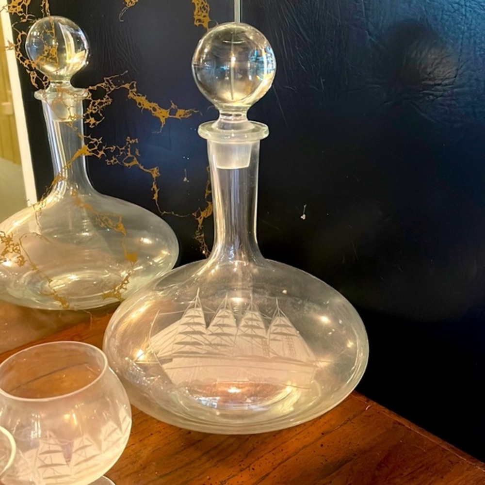 Mid Century Decanter,Tall Ship Etching, Etched Glass Decanter, Gift, Barware